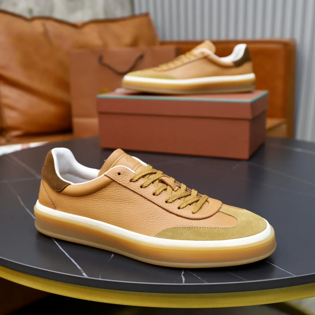 Men's Men's Shoes💰540💰••New Products•• LoroPian*_Noyo-Pianya New men's casual moral training sneakers, LP lace-up casual shoes!  Made of original imported soft cowhide and suede fabric, it highlights the sporty style. The heel is decorated with logo embossing and the original molding. The raw rubber translucent sole combined with the color welt adds a sense of modernity to the shoe. The shoe is overall refreshing and easy to match with style. It has a full cowhide lining for the feet. The original box packaging at the counter comes with wooden balls and a dust bag! Size: 38-44 (.45 customized)